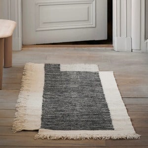 Counter håndvævet uldtæppe 140x200 cm - koksgrå/offwhite