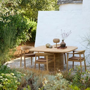 Mellow matbordstel kvadratisk f/bordsskiva 144x144 cm Teak