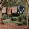 Ikat Viskestykke - Ink Blue/Off-white